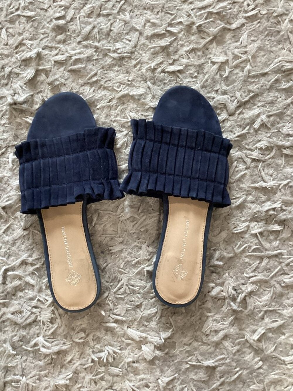 Antonio Melani Blue Suede Slide Sandals - sz 6.5M